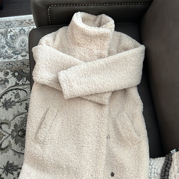 Banana Republic Jackets & Blazers - Teddy coat.  Banana republic. Beige